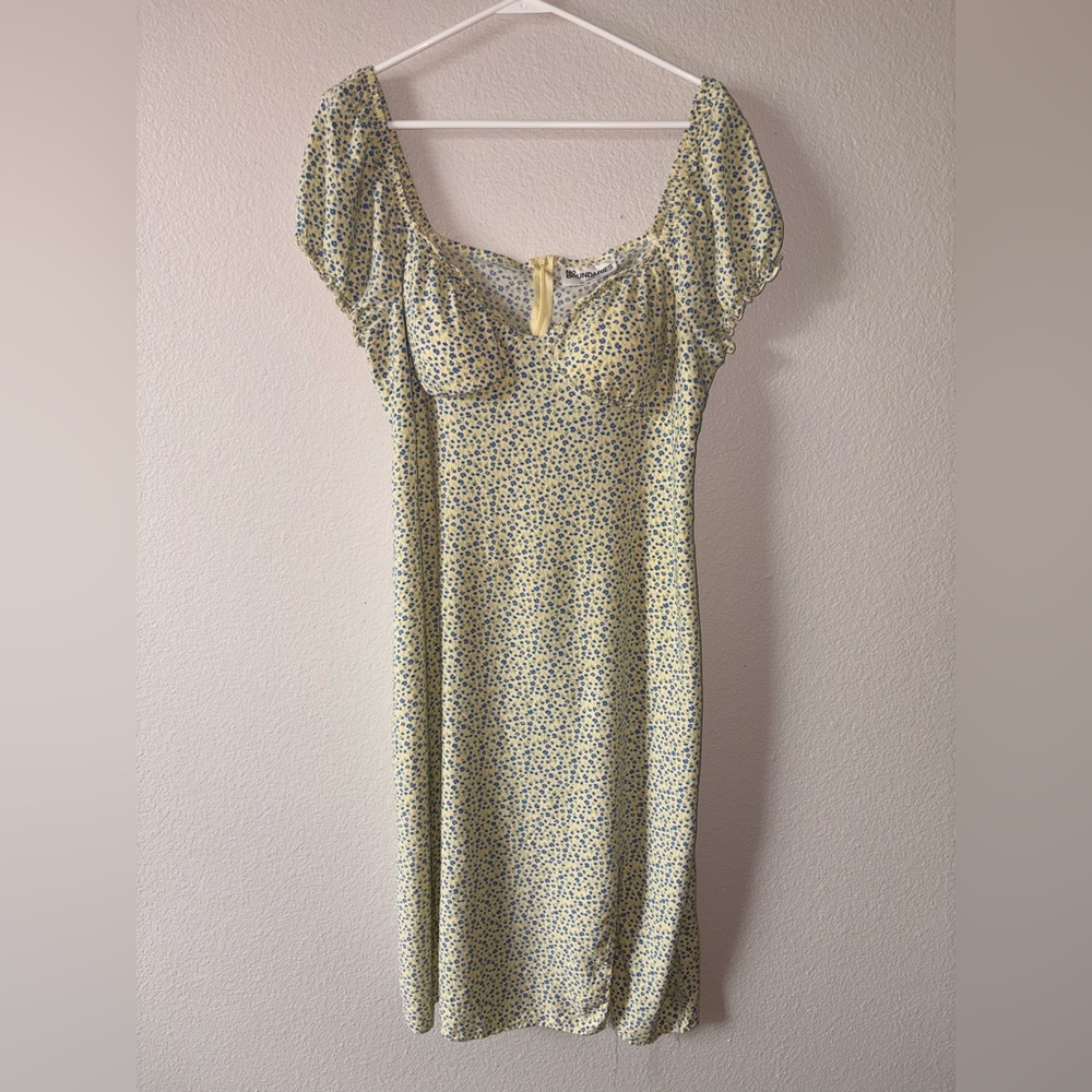 No Boundaries Yellow Floral Puff-Sleeve Midi Dress